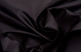 ткань подкладочная ветрозащитная 290t, 70гр/м2, 100пэ, 150см, черный/s5580, (100м) dsr купить в Калуге.